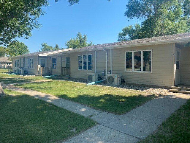 Foto principal - 115 3rd St NE