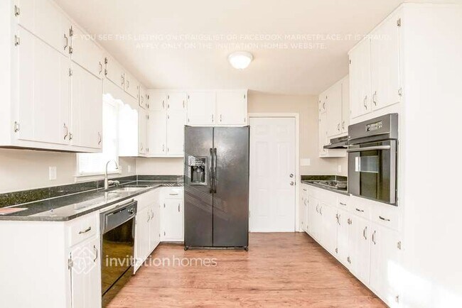 Foto del edificio - 4032 Cumberland Dr SW
