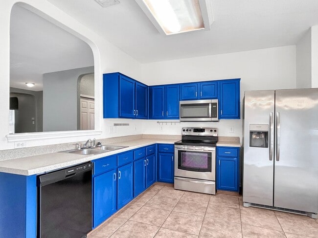 Building Photo - Alamo Ranch 3/2 + Flex Space, Stainless Appliances & 2-Car Garage