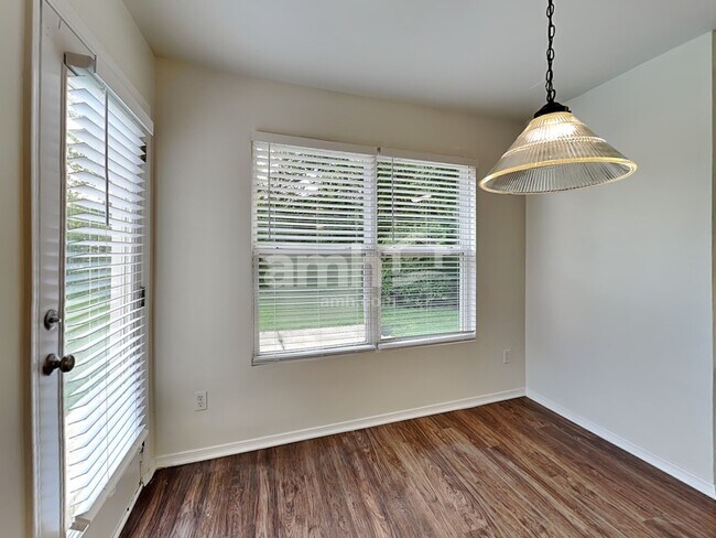 Building Photo - 2500 Landale Ct