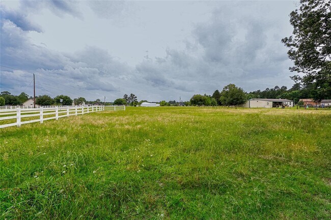 Building Photo - 9824 Stone Ranch Blvd
