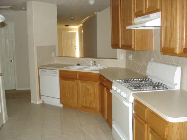 Building Photo - 28727 Hidden Lake W