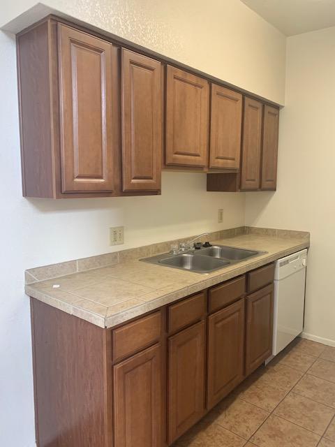 Building Photo - Apartment for rent