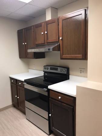 Primary Photo - 1675 Avenue B