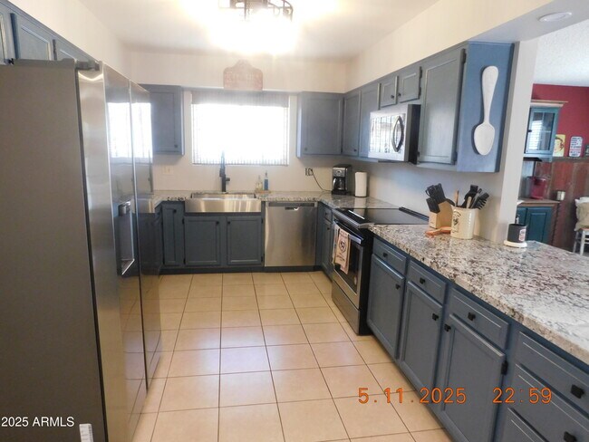 Foto del edificio - 10630 W Caron Dr