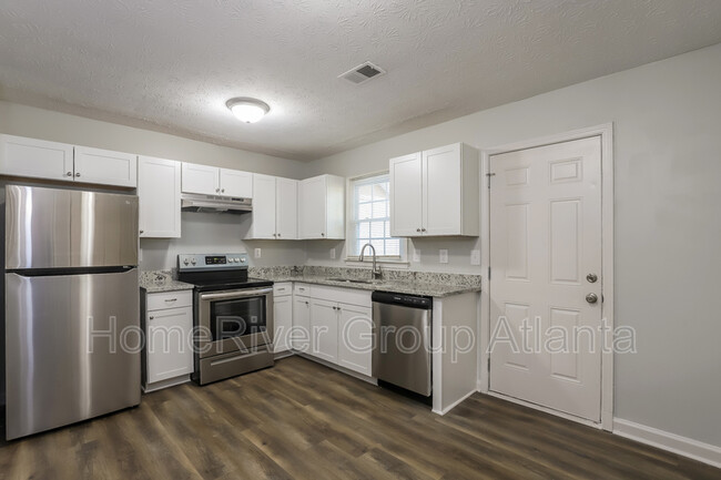 Building Photo - 4636 Vintage Ln