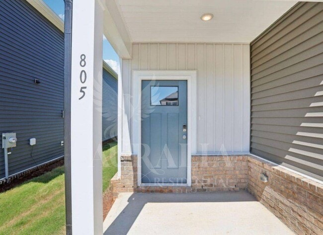 Building Photo - 805 Ottawa Dr