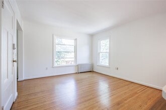 Building Photo - 257 Averill Ave