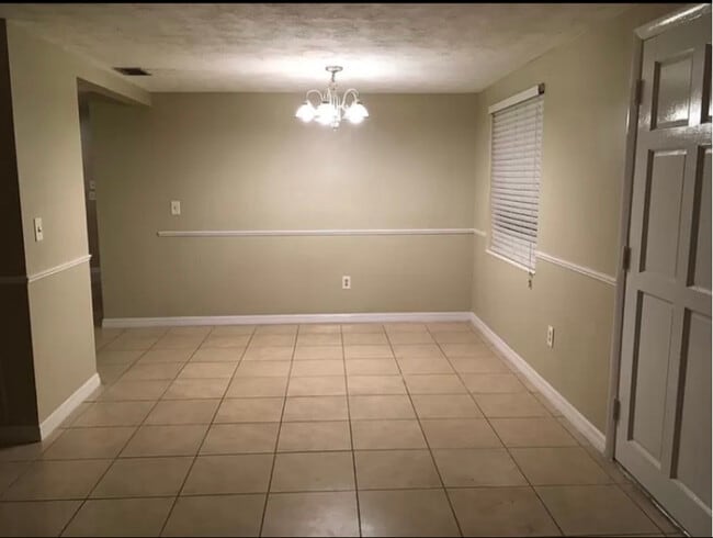 Foto del edificio - 3509 Nixon Rd