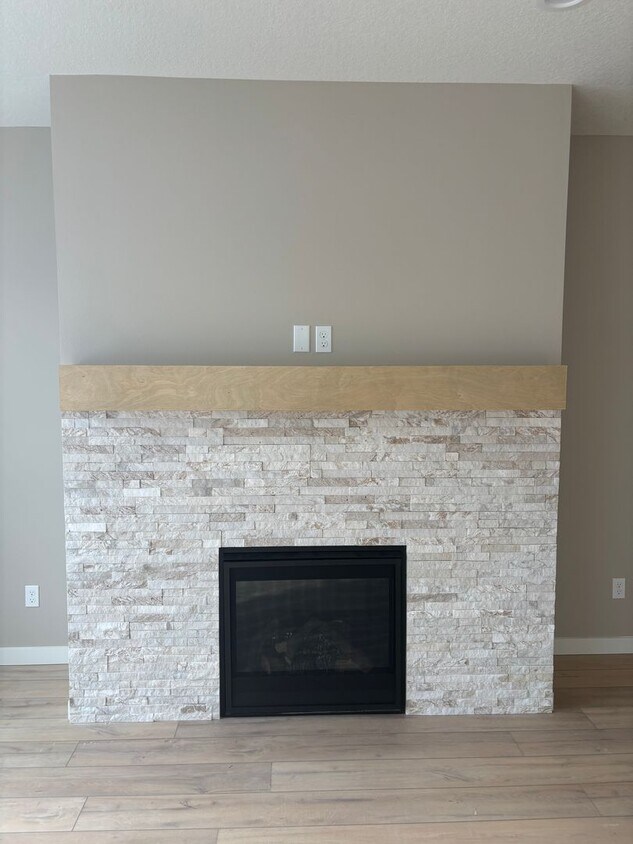 Foto del edificio - 3 Bedroom, 2.5 Bathroom New Build Coming Soon!