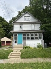 Building Photo - 325 Para Ave