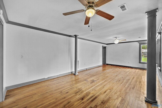Foto del edificio - 122 Chestnut Rd