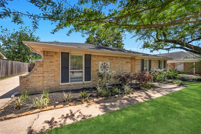 Foto del edificio - 1727 Shannon Valley Dr