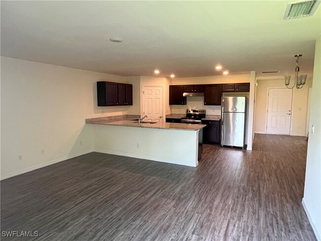 Foto del edificio - 1187 Highlands Rd