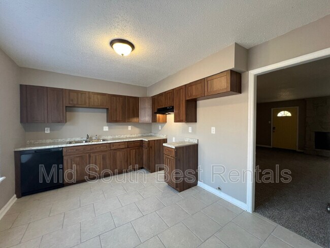 Foto del edificio - 3096 Littlefield Cove