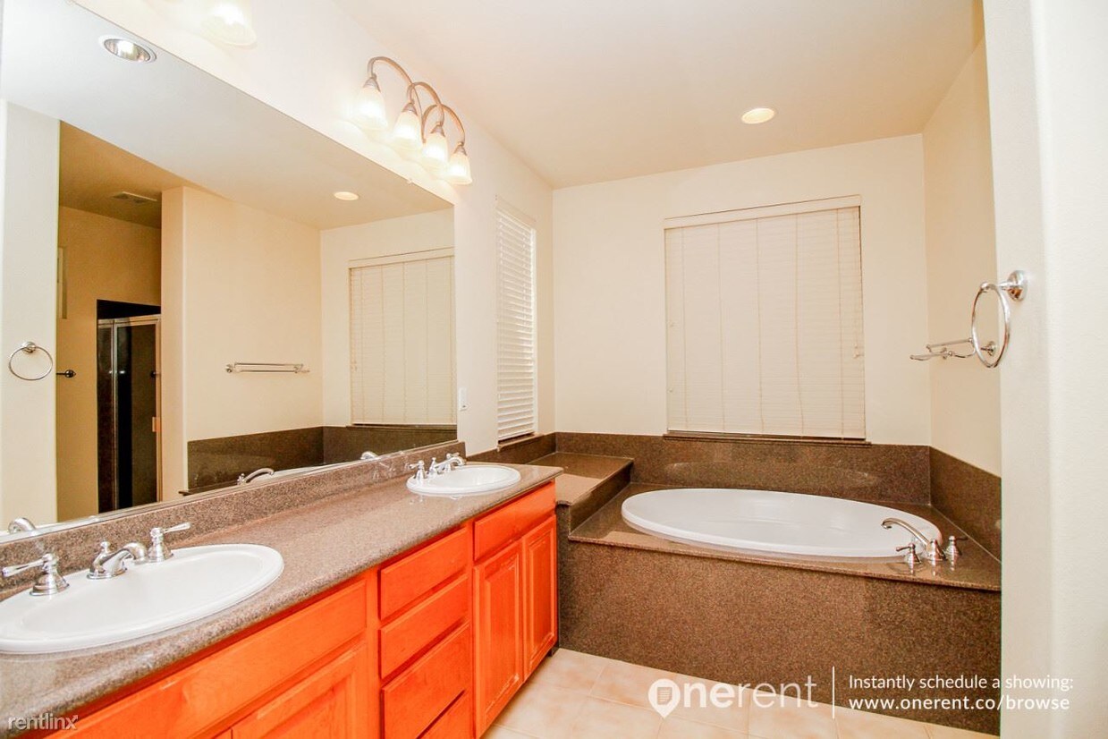 Primary Photo - 1404 Allanmere Dr
