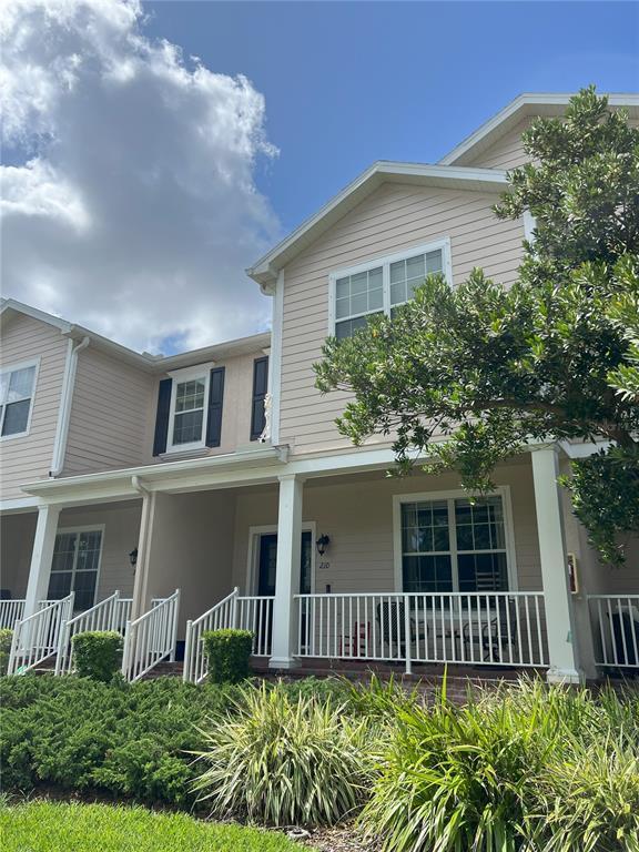 Foto principal - 210 50th Ave N