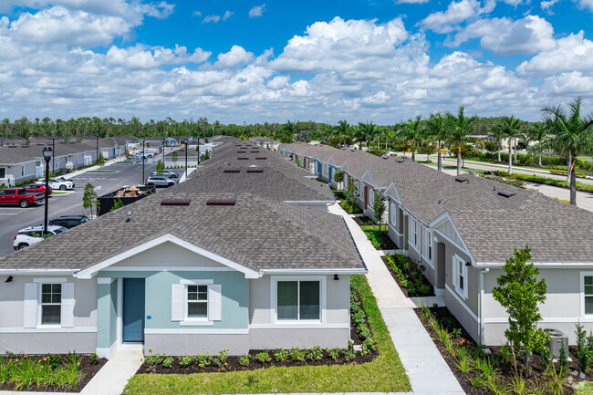 Exterior - Villas at Gulf Coast