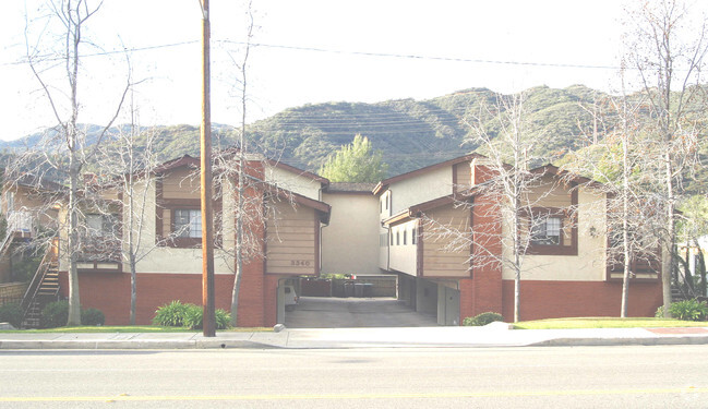  - 3340 Honolulu Ave