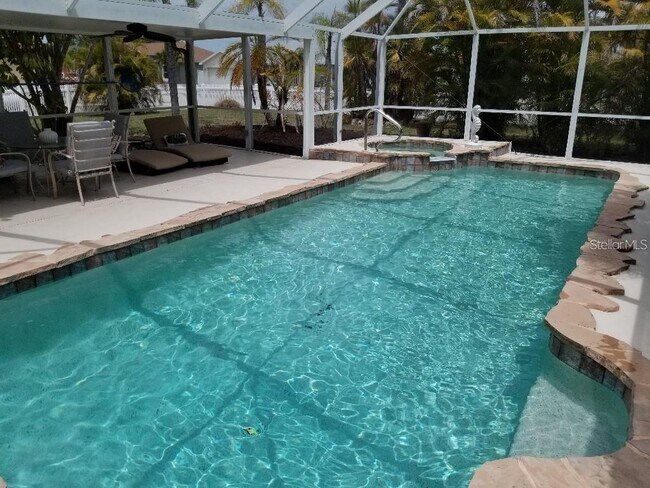 Foto del edificio - 13349 Buckett Cir
