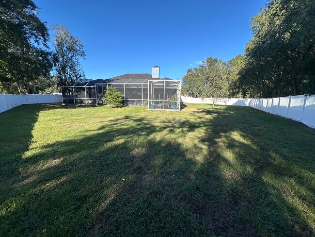 Building Photo - 2547-2546 6 Point Ct
