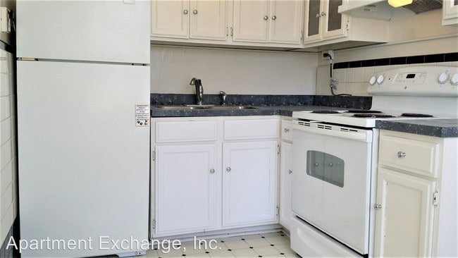 Building Photo - 8161 Whitburn Dr