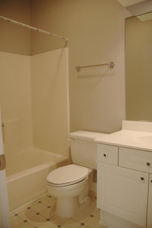 Foto del edificio - 1721 Wyngate Cir