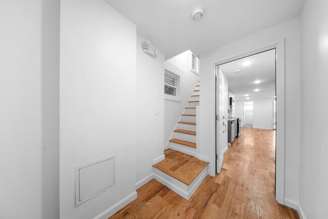 Foto del edificio - 1111 53rd St