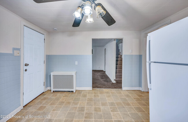 Building Photo - 1020 Farber Ct