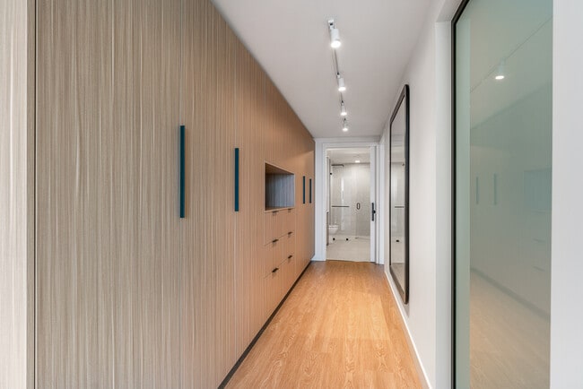 Building Photo - Venue Residences