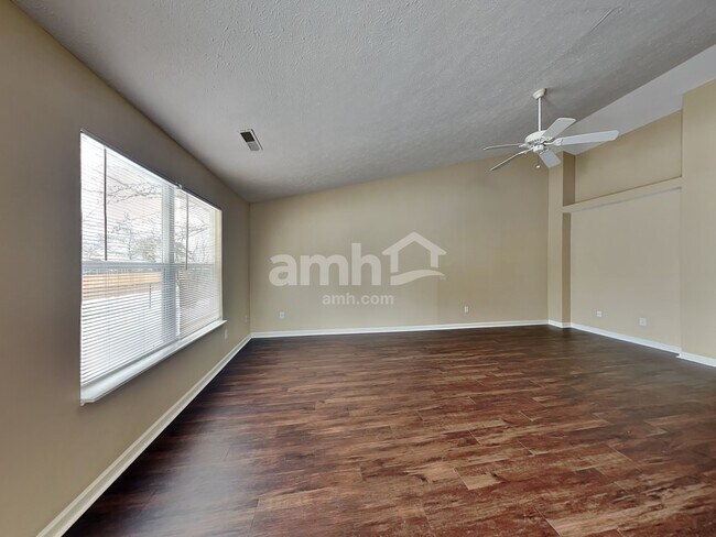 Building Photo - 9777 Fireside Lane