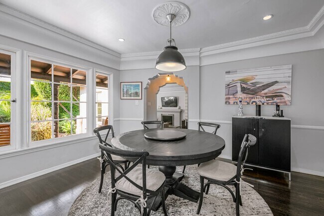 Dining room with French windows - 606 N Croft Ave
