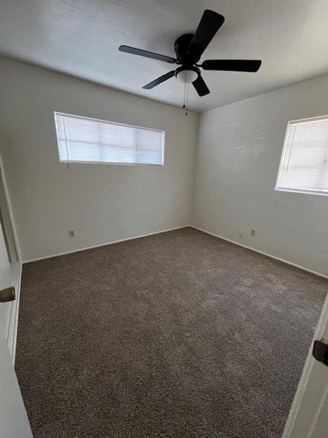 Building Photo - 4414 Fishering Dr