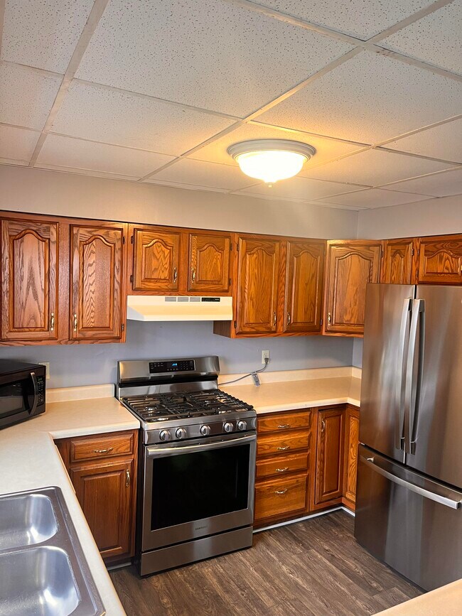 Foto del edificio - 9th Street Triplex