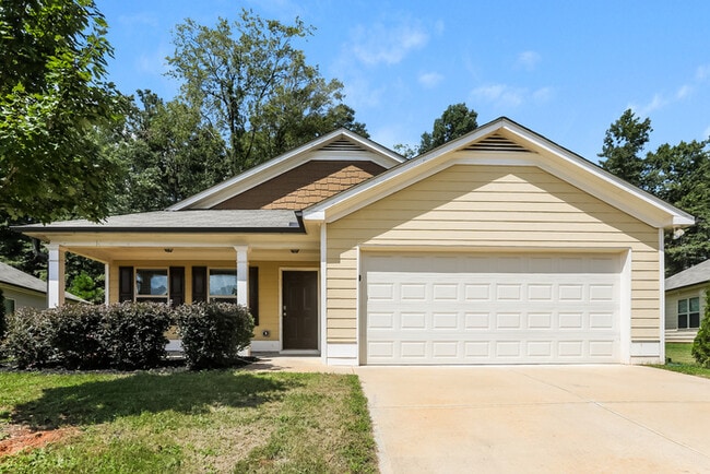 Building Photo - 165 Rockingham Dr