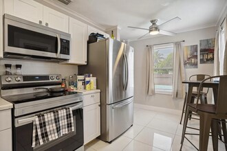 Building Photo - 735 Franklin Rd