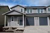 Foto principal - 376 Seven Oaks Ln