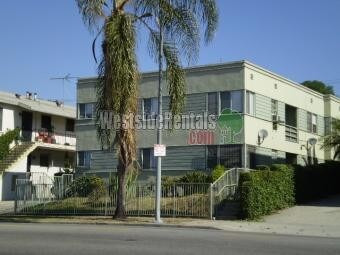 Building Photo - 4735 Beverly Blvd