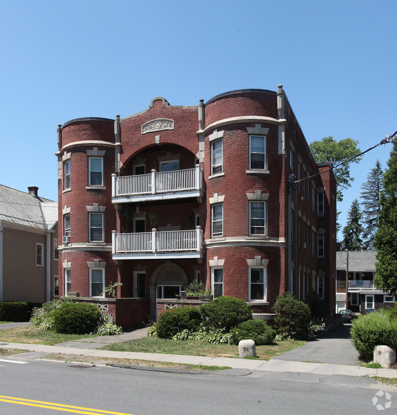 Building Photo - 72 High St