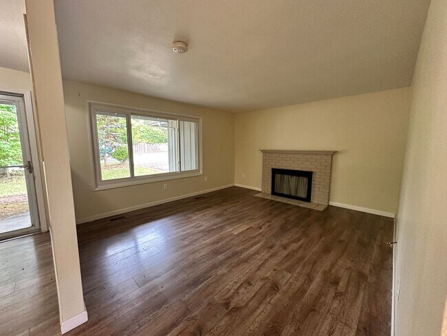 Foto del edificio - 2935 NW Satinwood St