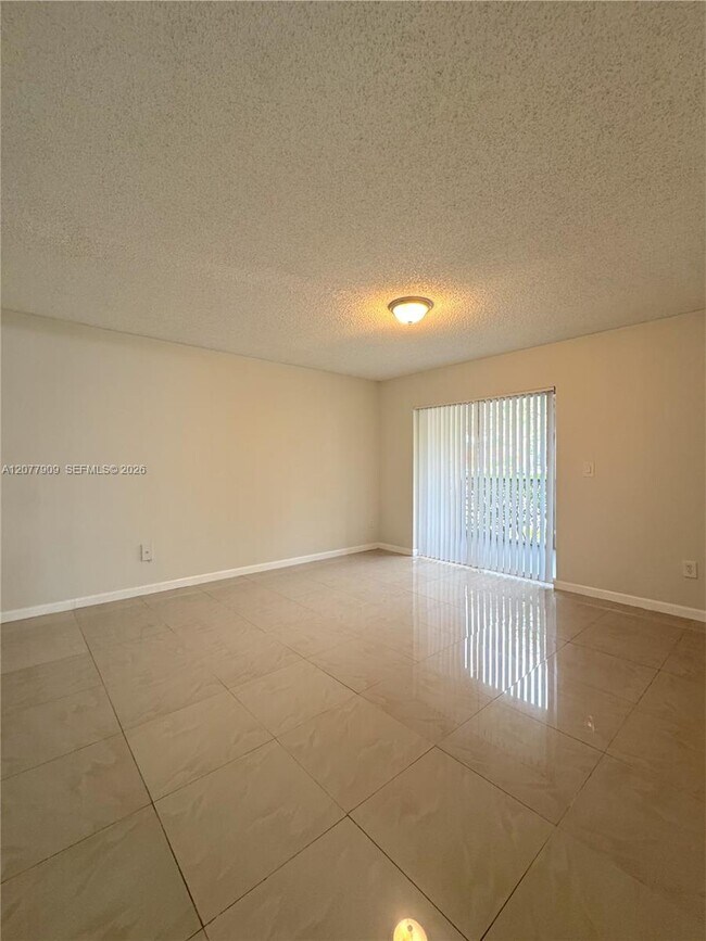 Foto del edificio - 1265 SW 46th Ave