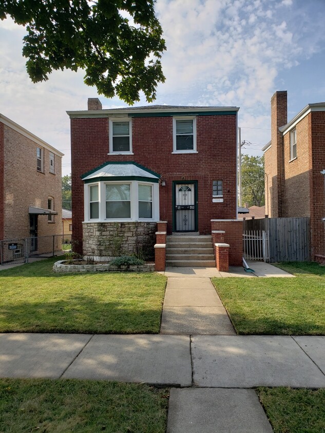 Foto principal - 934 Bellwood Ave