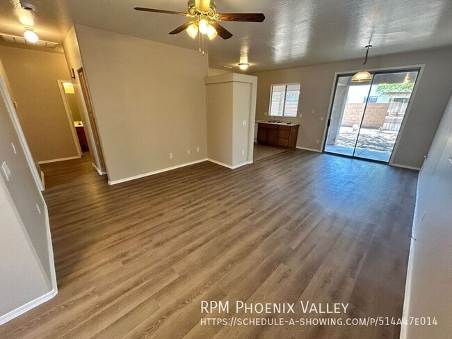 Building Photo - 11191 W Palm Ln