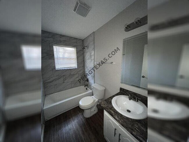 Foto del edificio - 1321 McDonald Dr. Midwest City, OK 73130