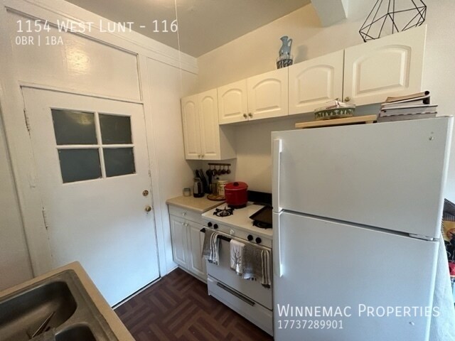 Foto del edificio - 1154 West Lunt-116