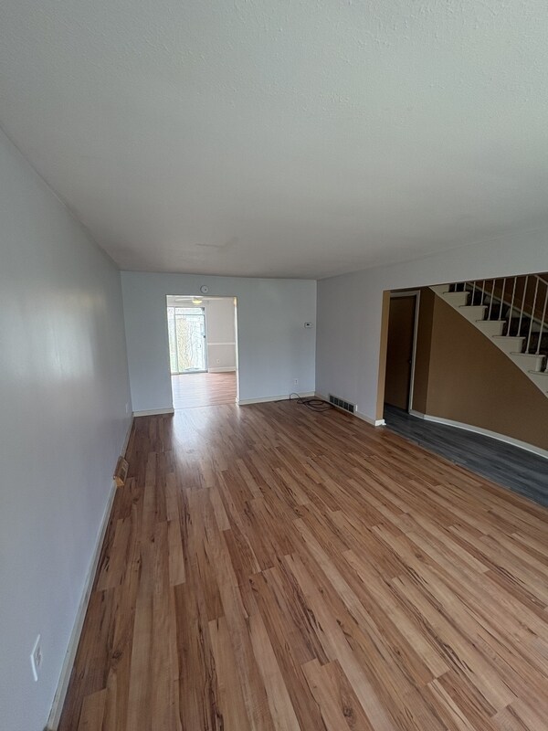Foto del edificio - 6094 Andover Blvd