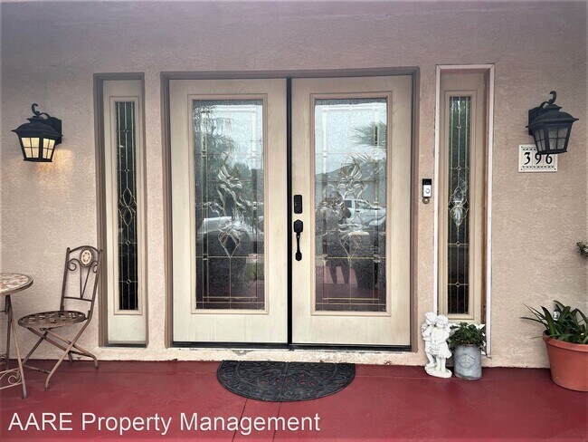Foto del edificio - 4 br, 2 bath House - 396 Sierra Way