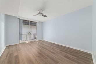 Building Photo - 3300 Yorktown St