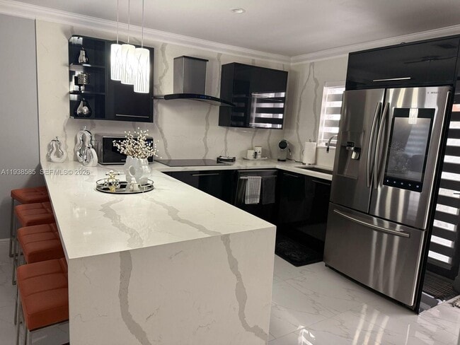 Foto del edificio - 2837 W 75th St