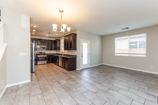 Building Photo - 9353 W Pearblossom Sky Ave